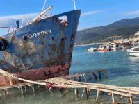 Demircili Sahili'nde hurda gemi sökümünde asbest iddiası