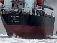 Sarıyer’de karaya oturan gemi kurtarıldı