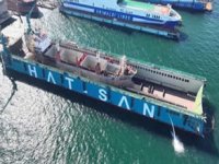 Hat-San’ın yüzer havuzu Gazanfer Bilge ilk gemiyi ağırladı
