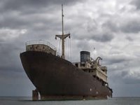 Yüzlerce gemi, okyanusun ortasında sahipsiz kaldı