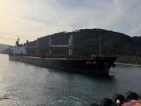 Çanakkale Boğazı’nda karaya oturan gemi kurtarıldı