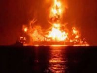 Irak karasularında iki tanker alevler içinde kaldı