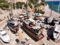 Antalya’da 1200 tekne denize inmek için gün sayıyor