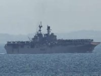 ABD donanma gemileri Singapur'a geldi