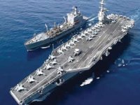 Charles de Gaulle Girit'teki Suda Üssü'nde