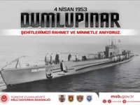 Çanakkale'de duygusal anlar: TCG Dumlupınar şehitleri anıldı