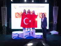 Windsurf Techno 293'te şampiyonlar Foça'da kürsüye çıktı