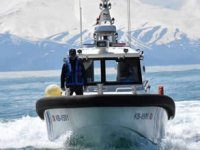 Deniz polisleri "Van Gölü'nün incisi" için teyakkuzda