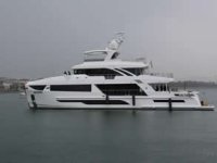 Mengi Yay, Bering B121 yatı adeta yeniden inşa etti