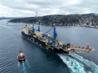 İstanbul Boğazı'nda gemi trafiği çift yönlü askıya alındı