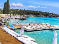 Çeşme’de Beach Club tarifeleri açıklandı