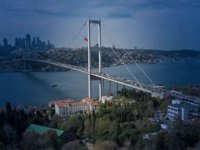 İstanbul Boğazı'nda gemi trafiği çift yönlü askıya alındı