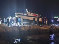 Giresun'da Sahil Güvenlik botu kayalıklara çarptı, 6 yaralı
