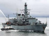 İngiliz Donanma gemisi HMS Montrose’in son yolculuğu Aliağa’ya
