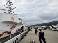 Kastamonu'da gemi su aldı: 13 denizci tahliye edildi