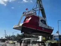 Erdek’te tekneler karaya çekiliyor