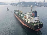 AK ANA Boğaz trafiğini askıya aldırdı