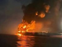 Hürmüz Boğazı'nda 3 petrol tankeri mayına çarptı