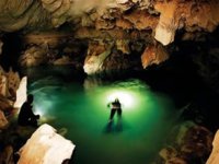 Dünyanın en uzun su altı mağarası: Mayaların izleri bulundu