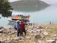 Beyşehir Gölü çevresindeki mahallelere feribotlu ulaşım