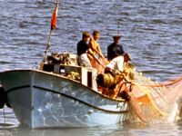 Trol ve gırgır ağlarıyla avcılık yapan balıkçılar için genel av yasağı başladı