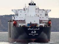Çanakkale'de boğaz geçişisine LNG tankeri engeli