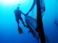 Denizdeki hayalet ağları, balonla temizliyorlar