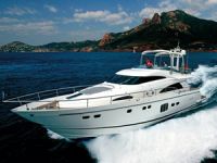 Mustafa Sandal,  Fairline Squadron model yatı 5 milyon liraya aldı