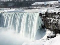 Niagara Şelaleleri’nde buz kalınlığı 3 metreyi aştı
