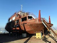 Karakaya Baraj Gölü için inşa edilen tekne, teslim edildi