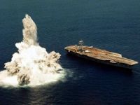 ABD uçak gemisi Fransız denizaltısı tarafından batırıldı