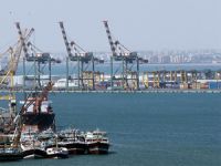 Yemen’deki limanlar uluslararası gemi trafiğe kapatıldı