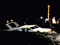 İstanbul'da fırtınaya dayanamayan yat battı, 8 kişi kurtarıldı