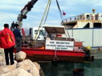 Van Gölü'ndeki fırtına TURMEPA'nın deniz süpürgesini batırdı