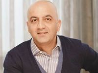 Mubariz Mansimov Gurbanoğlu, topa kafayı soktu!