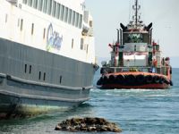 Kurtarma kepazeliği! 31'i çocuk 219 yolcu, kazazede gemide 15 saat mahsur kaldı