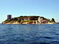 Yassıada ile Sivriada'da yapılaşmaya izin çıktı