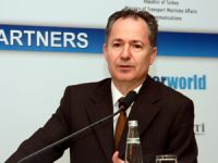 Prof. Dr. Oral Erdoğan: Petrol fiyatlarında düşüş görünmüyor!