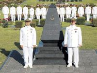 TCG Gediz mürettebatı Kore’deki şehitlikte