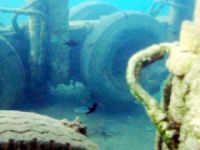 Marmaris'te deniz dibi temizliğinde 8 tekerlekli bir damper bulundu