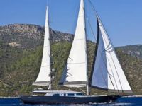 Rıza Sarraf'ın denizdeki sarayı “60 Years”