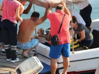 Yüzerken üzerinden sürat motoru geçen tatilcinin ayağı parçalandı