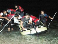 Kaçaklar Avrupa'ya gitmek için ölümü bile göze alıyorlar