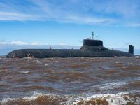 Dünyanın en büyük denizaltısı Dmitriy Donskoy denizaltı tatbikatında