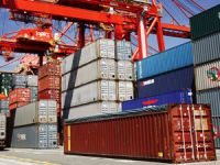 Limanda 4 milyon lira değerinde kaçak sigara yakalandı