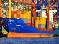 Çanakkale Boğazı'nda arızalanan gemi korkuttu