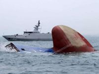 Singapur Boğazı'nda 2 gemi çatıştı: 6 denizci kayıp
