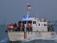 Endonezya'da yolcu taşıyan tekne battı