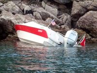 Mülteci taşıyan sürat teknesi Marmaris körfezi Kadırga burnunda kuma saplandı