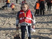 Göç İdaresi Genel Müdürlüğü Dikili'de göçmenler için yer bakıyor